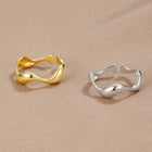 18K Gold Wave Ring 7