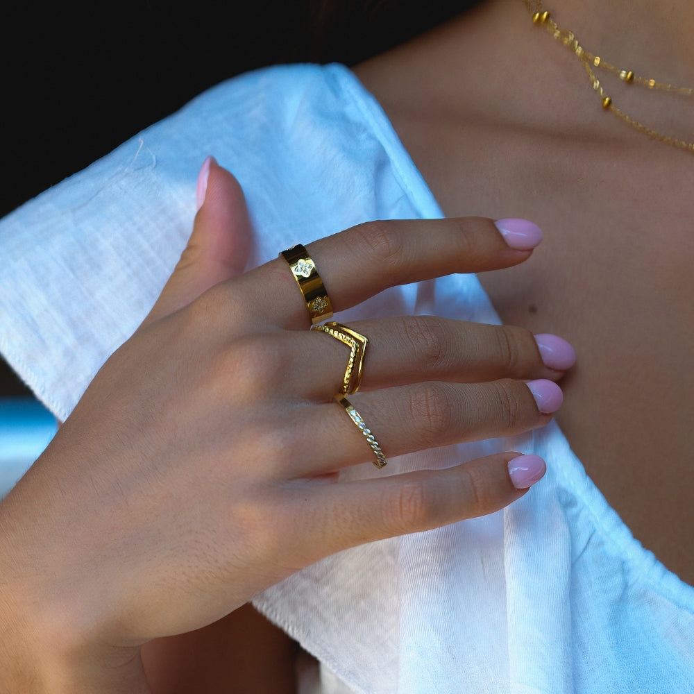 Gold Crystal Clover Band Ring