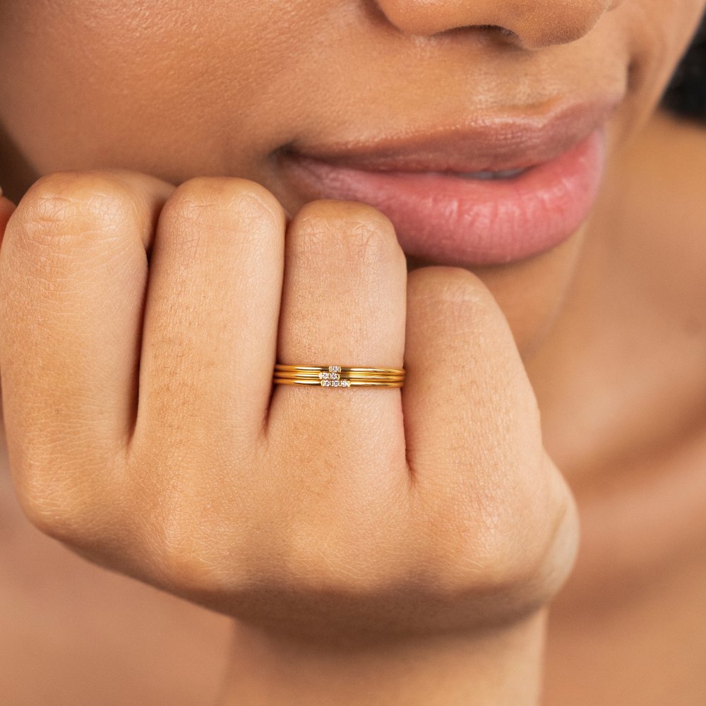 Eula Gold & Crystal Band Ring