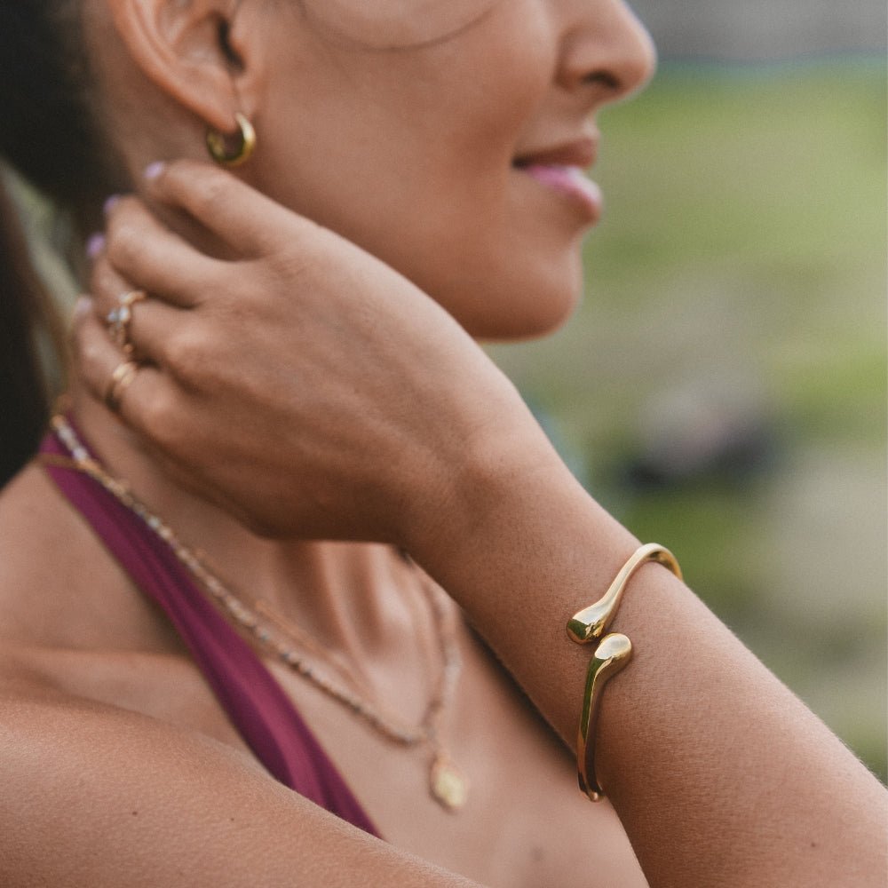 Gold Teardrop Bangle