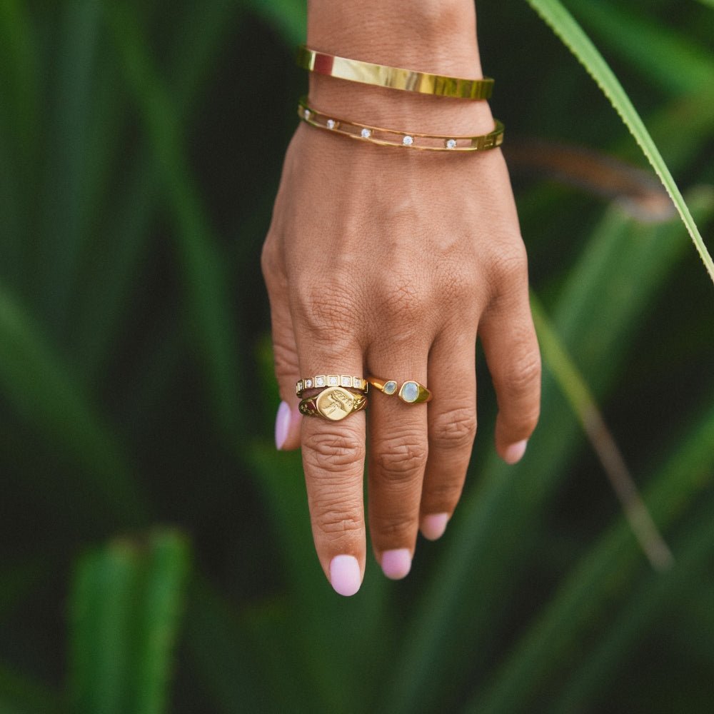 Golden Hummingbird Signet Ring