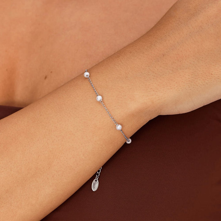 Nura Freshwater Pearl Silver Bracelet