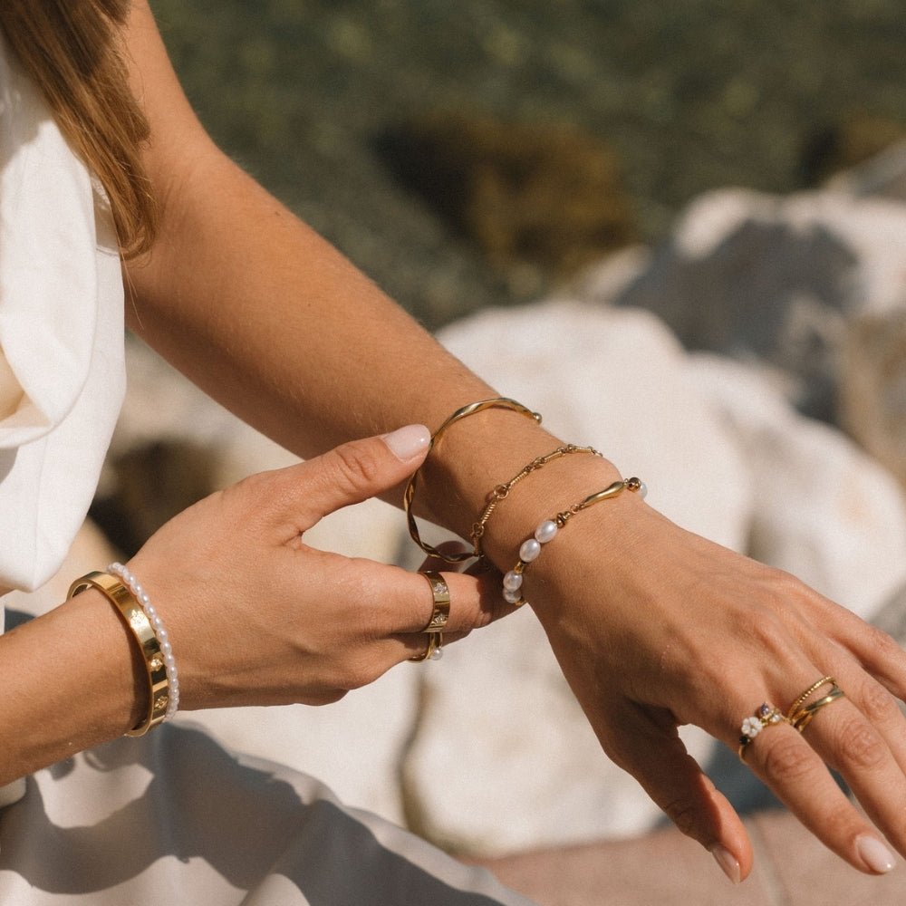 Twisted Imari Gold Bangle