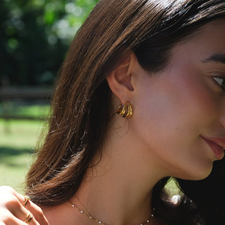 Twisted Ivana Hoop Earrings